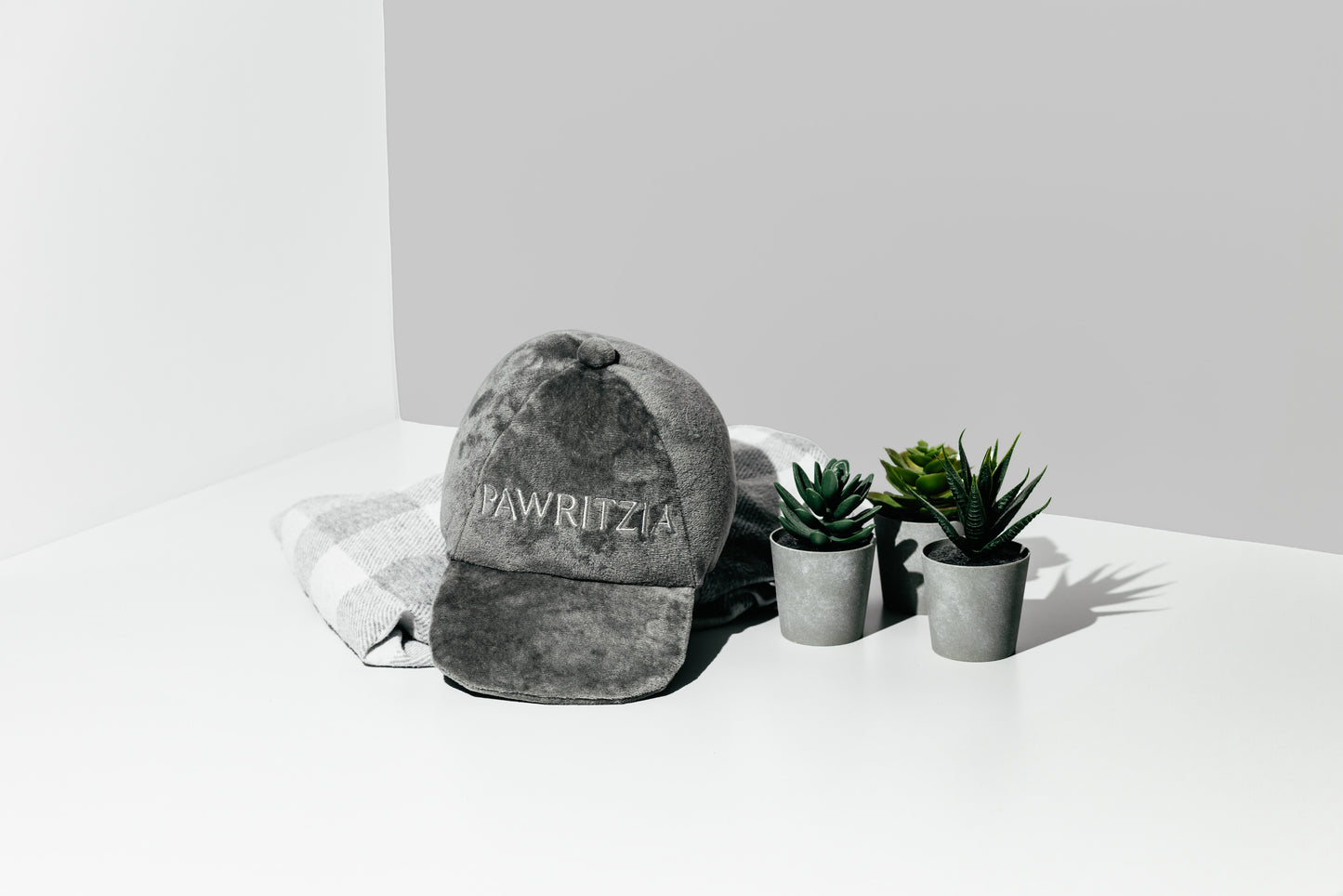NEW Pawty Animals Eco-Friendly Pawritzia Hat - Dog Toy
