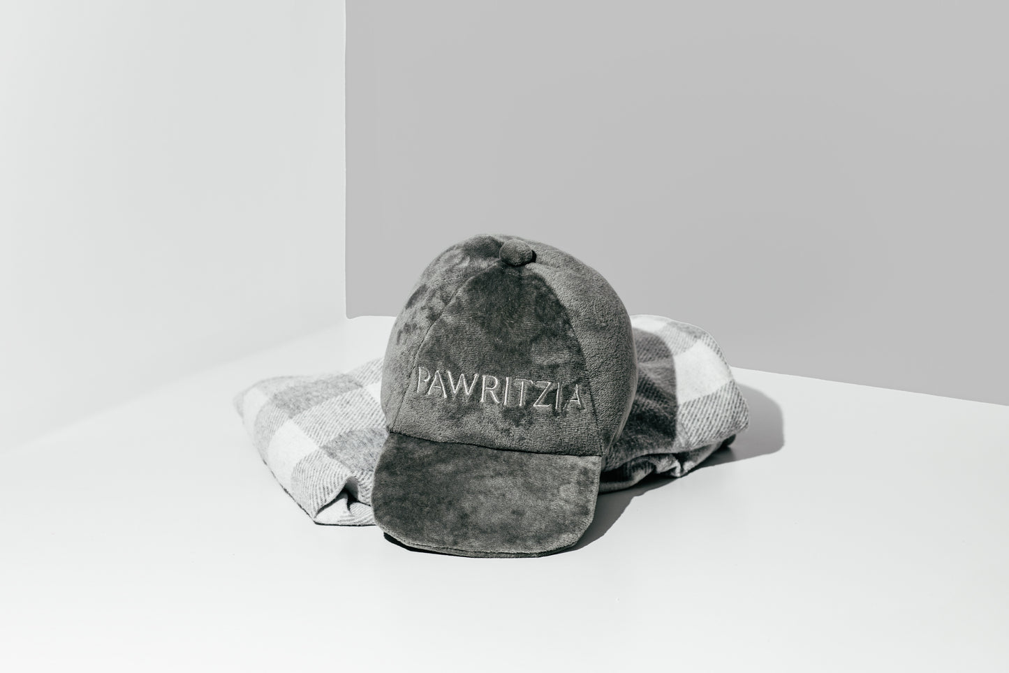 NEW Pawty Animals Eco-Friendly Pawritzia Hat - Dog Toy